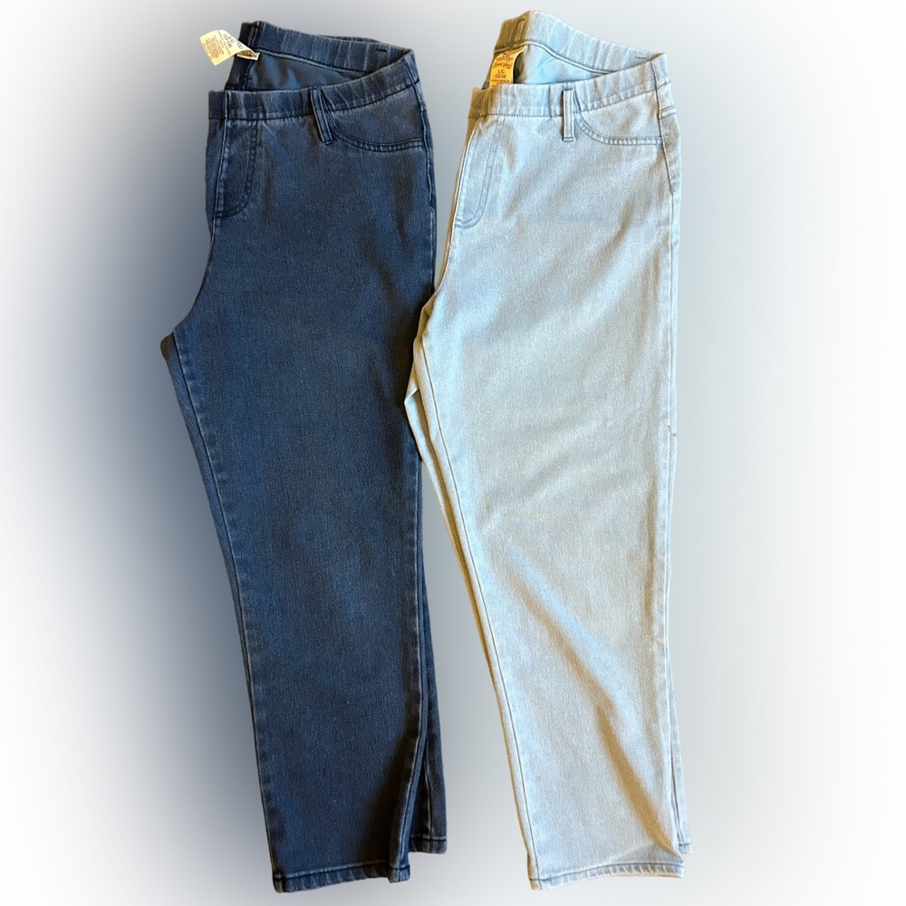 Faded Glory lot of 2 Jeggings Light and Dark Denim size 12-14
